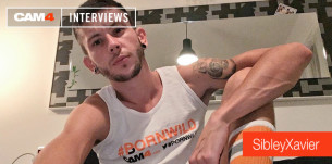 Interview CAM4 : Les 1001 fetish du sexy Xavier Sibley en webcam gay